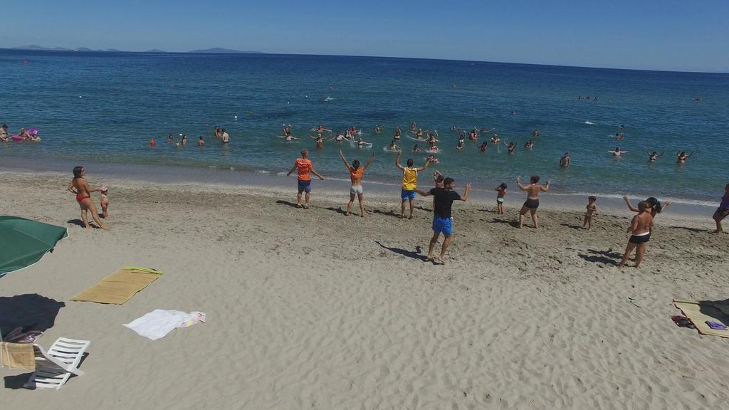 Camping Golfo Dell'Asinara Платамона Екстериор снимка